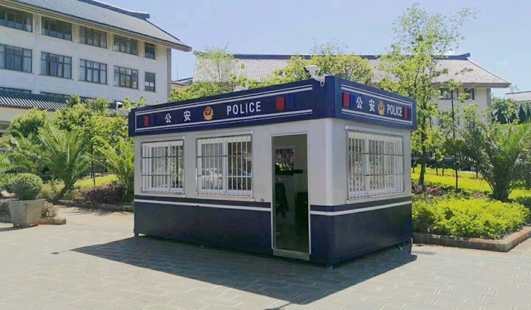 想興鍍鋅板崗?fù)そ馕?></dt>
            <dd>
              <h3>想興鍍鋅板崗?fù)そ馕?/h3>
               我們說到鍍鋅板崗?fù)ぃ@在街道一些地方經(jīng)常能夠見到，比如大部···
            </dd>
          </dl>
        </a></li>
        
        <li><a href=